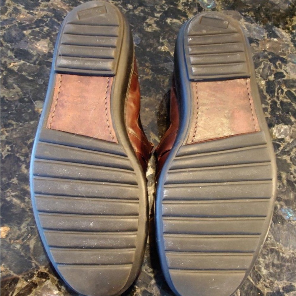 Men's Woven Leather Slip-On Loafers - Picture 2 of 4